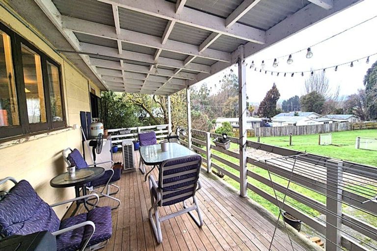 Photo of property in 11 Mangaone Valley Road, Taihape, 4793