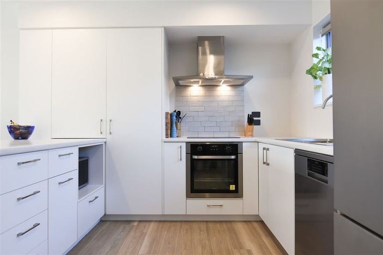 Photo of property in 21 Air Race Lane, Halswell, Christchurch, 8025