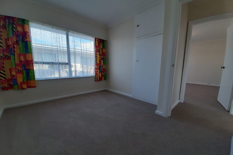 Photo of property in 1/16 Mountbatten Street, New Brighton, Christchurch, 8061