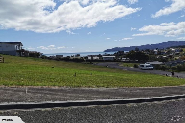 Photo of property in 10 Lori Lane, Coopers Beach, 0420