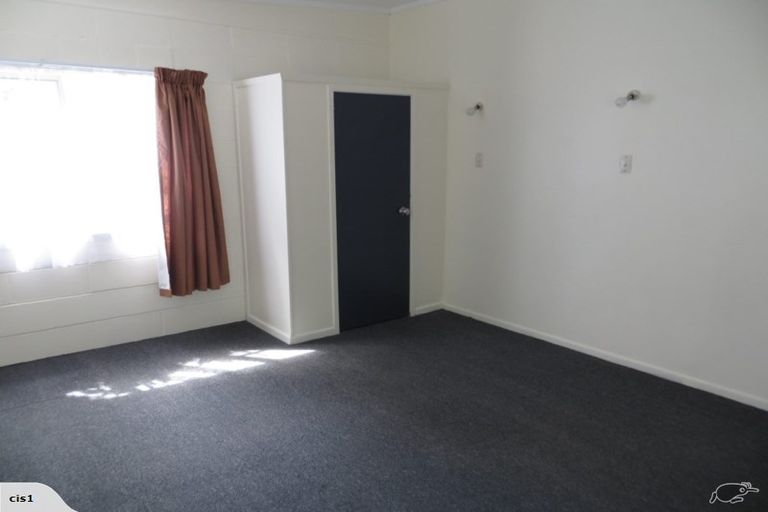 Photo of property in 1/25 Hillcrest Road, Papatoetoe, Auckland, 2025