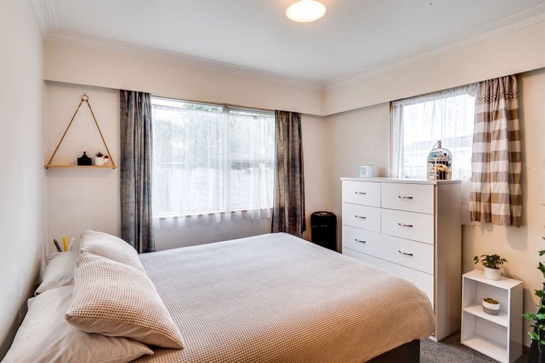 Photo of property in 14 Saint Pauls Place, Tamatea, Napier, 4112