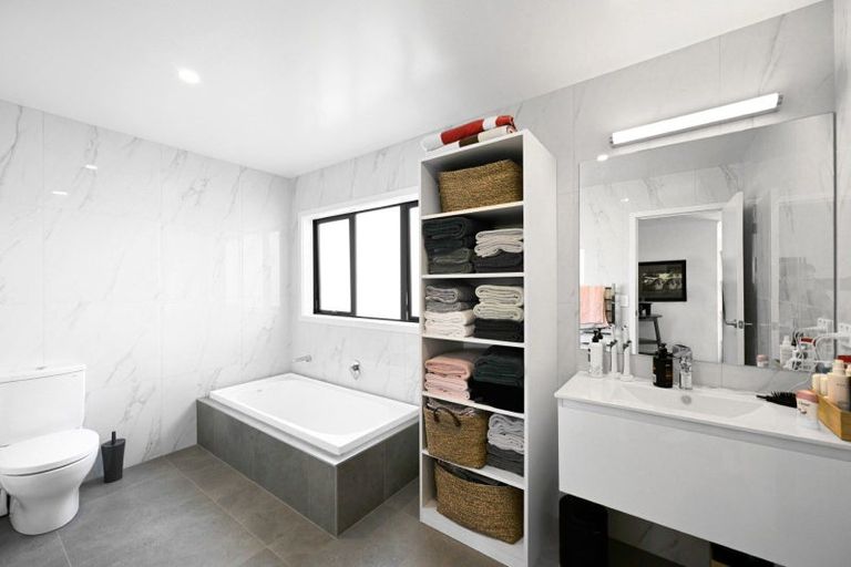 Photo of property in 1 Whites Way, Te Kauwhata, 3710