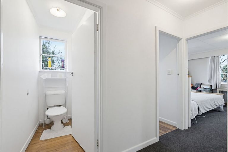 Photo of property in 10 Igloo Place, Red Hill, Papakura, 2110