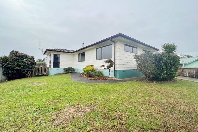 Photo of property in 22 Kingsway Crescent, Forest Lake, Hamilton, 3200