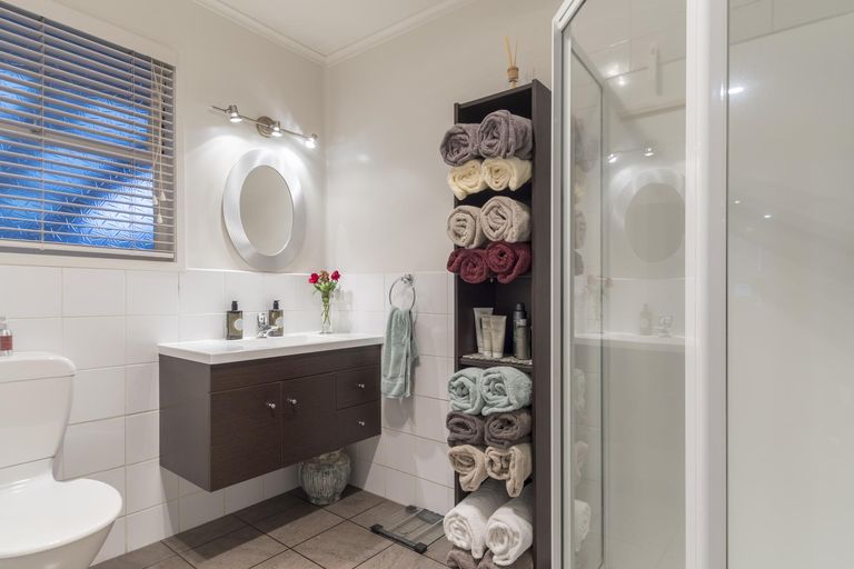 Photo of property in 2 Longwood Lane, Otumoetai, Tauranga, 3110