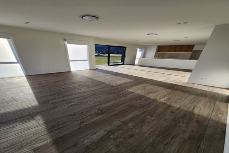 Photo of property in 53 Longview Drive, Lake Hawea, 9382