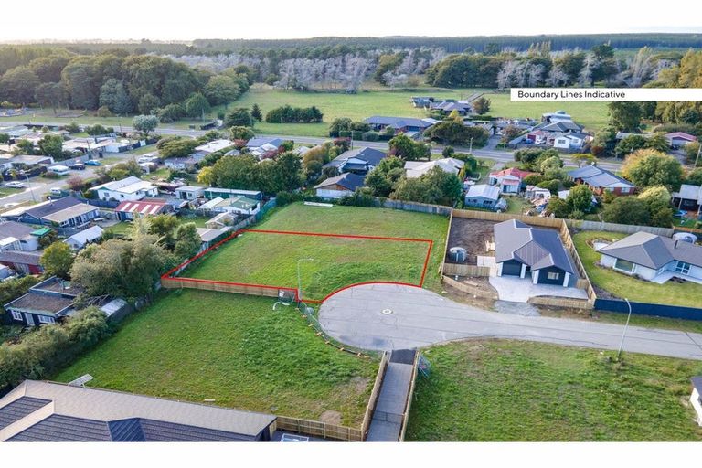 Photo of property in 16 George Oliver Place, Kainga, Christchurch, 8083