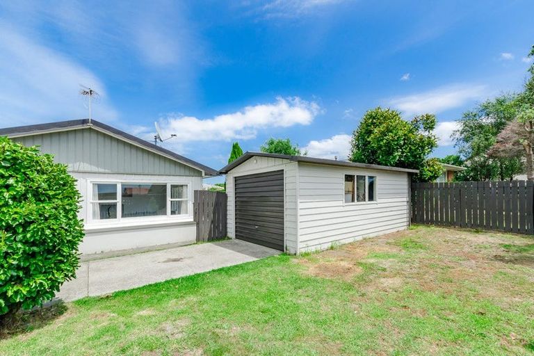 Photo of property in 1 Anthony Grove, Paraparaumu Beach, Paraparaumu, 5032