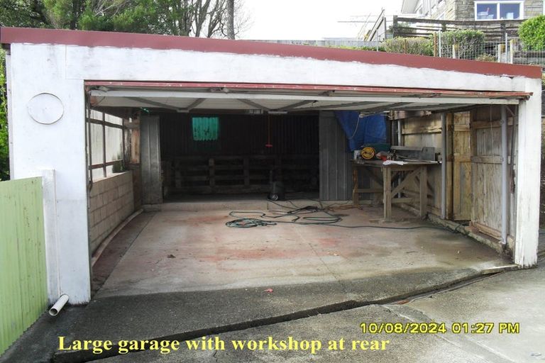 Photo of property in 79 Beazley Avenue, Paparangi, Wellington, 6037