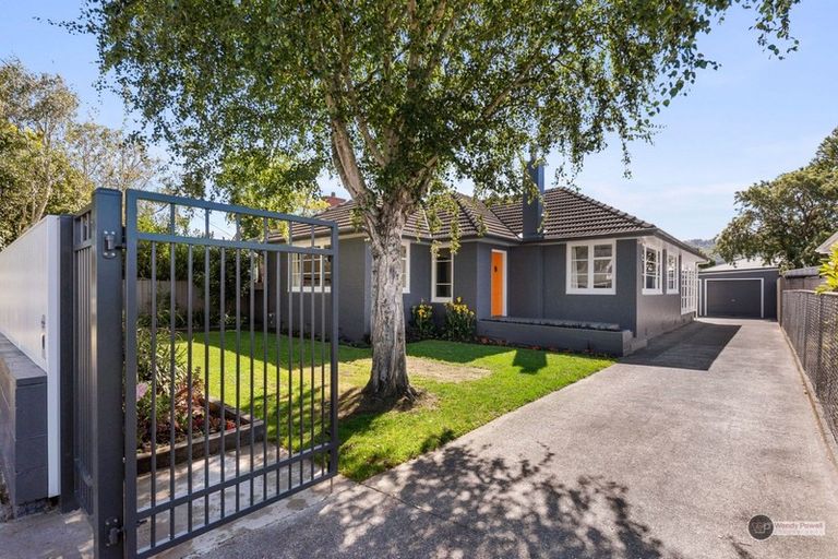 Photo of property in 33 Witako Street, Epuni, Lower Hutt, 5011