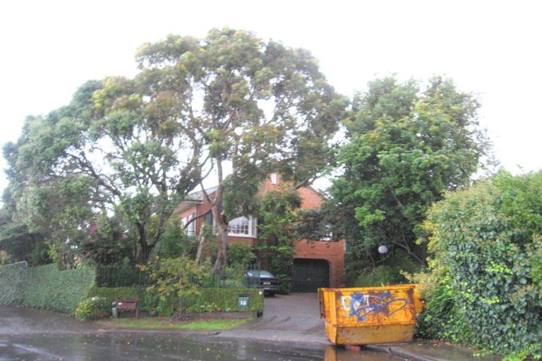 Photo of property in 19 Chilton Place, Howick, Auckland, 2014