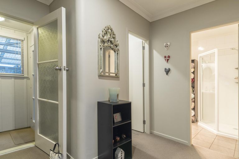 Photo of property in 2 Longwood Lane, Otumoetai, Tauranga, 3110