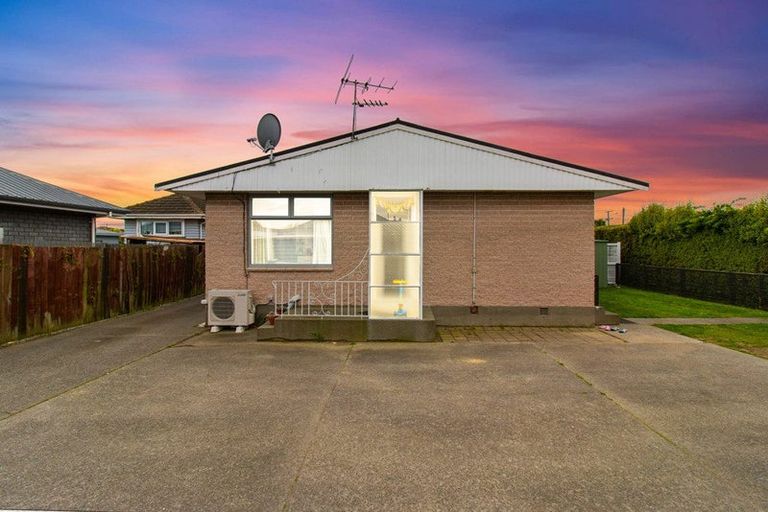 Photo of property in 4/84 Amyes Road, Hornby, Christchurch, 8042