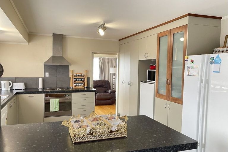 Photo of property in 129 Whitford Road, Somerville, Auckland, 2014