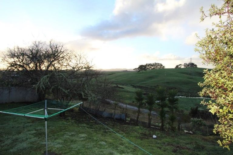 Photo of property in 13 Emere Place, Meremere, Mercer, 2474