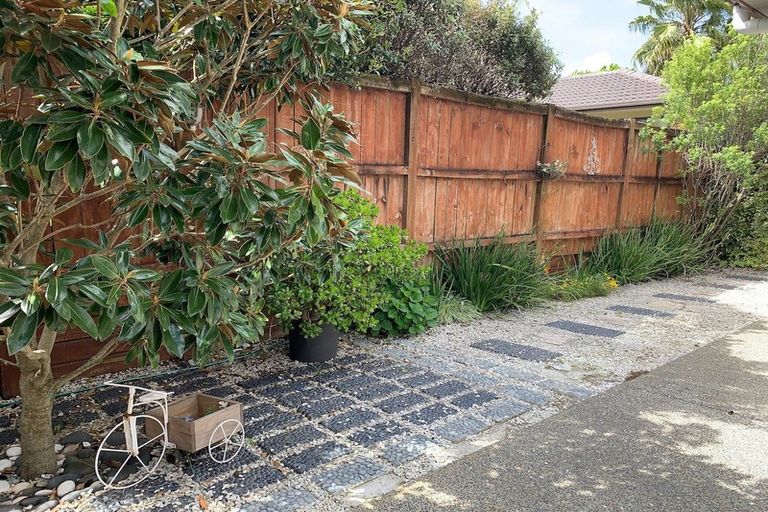 Photo of property in 26 Baltersan Drive, Flat Bush, Auckland, 2016