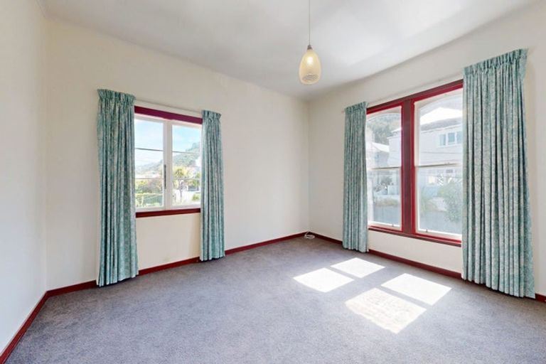 Photo of property in 21b Tinakori Road, Thorndon, Wellington, 6011