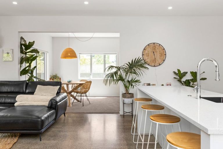 Photo of property in 8a Mission Road, Greenmeadows, Napier, 4112