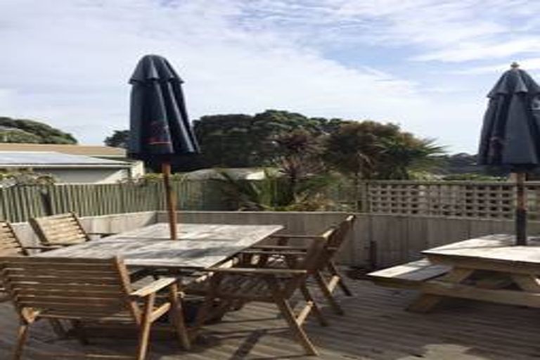 Photo of property in 16a Roretana Drive, Athenree, Katikati, 3177