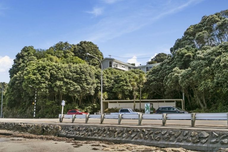 Photo of property in 1a Howard Road, Point Howard, Lower Hutt, 5013