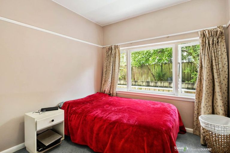 Photo of property in Hobson Flats, 2/1 Hobson Street, Pipitea, Wellington, 6011