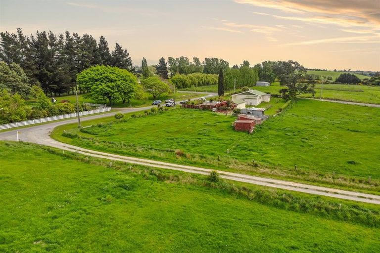 Photo of property in 107 Timaru Road, Waimate, 7980