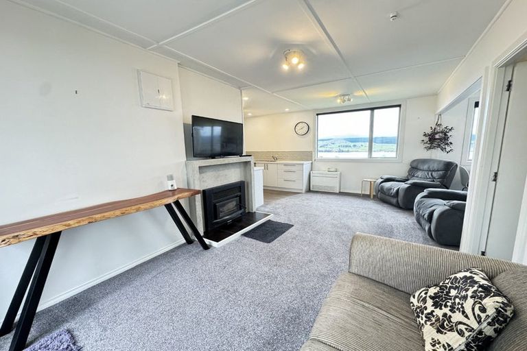 Photo of property in 32 Chatham Street, Waihola, Milton, 9073