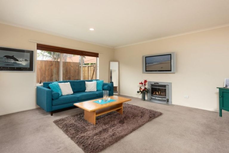 Photo of property in 30 Tuihana Drive, Papamoa Beach, Papamoa, 3118