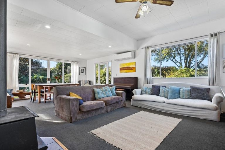 Photo of property in 194 Upper Newall Road, Newall, Warea, 4381