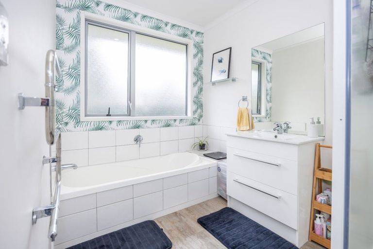 Photo of property in 22 Carey Street, Kihikihi, Te Awamutu, 3800