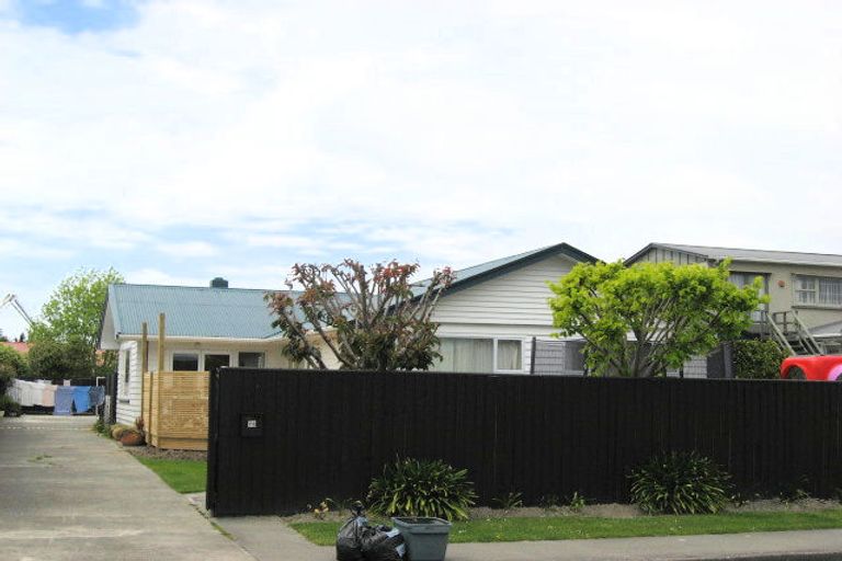 Photo of property in 74 Akaroa Street, Kaiapoi, 7630
