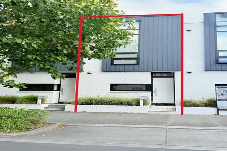 Photo of property in 214 Hobsonville Point Road, Hobsonville, Auckland, 0616