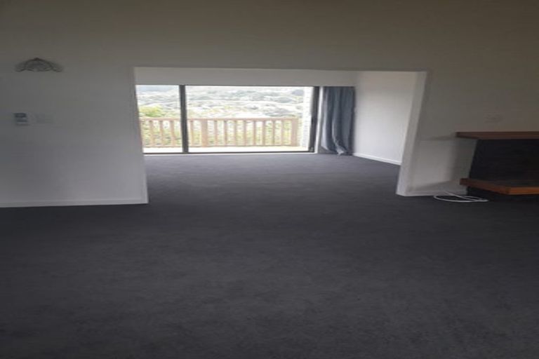 Photo of property in 81 Fyvie Avenue, Tawa, Wellington, 5028