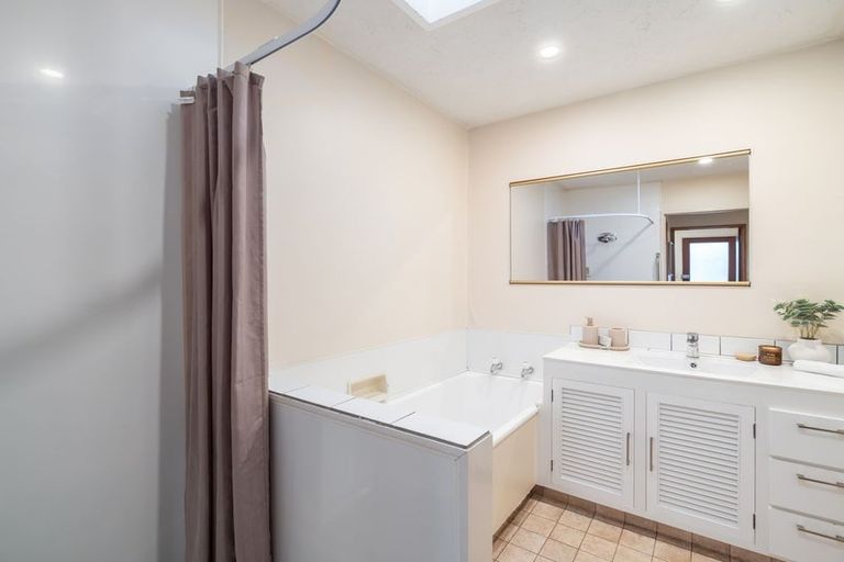 Photo of property in 1/89 Windermere Road, Papanui, Christchurch, 8053