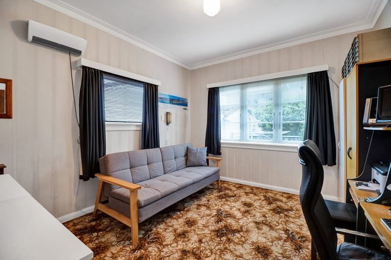 Photo of property in 33 Rogan Street, New Plymouth, 4310