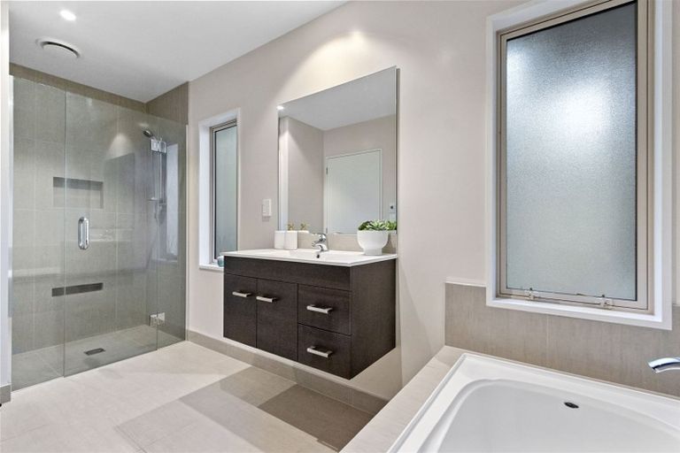 Photo of property in 22 Bengal Drive, Cashmere, Christchurch, 8022