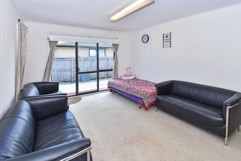 Photo of property in 123a Manuroa Road, Takanini, 2112
