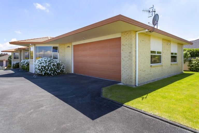 Photo of property in 85 Arrowsmith Avenue, Waipahihi, Taupo, 3330