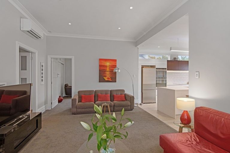 Photo of property in 132 Bristol Street, St Albans, Christchurch, 8014