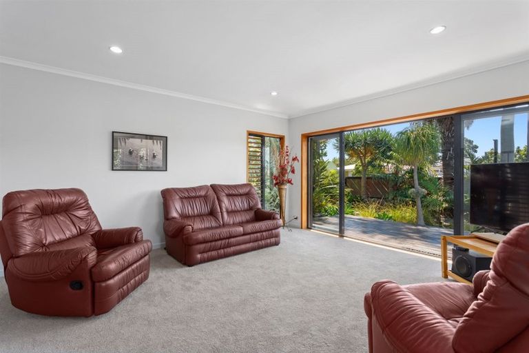 Photo of property in 37 Barry Avenue, Whakatane, 3120