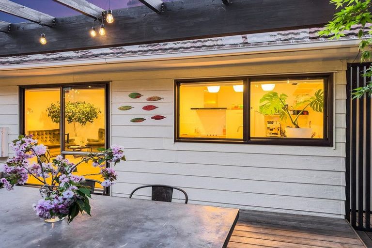 Photo of property in 5/19 Oates Road, Glen Eden, Auckland, 0602