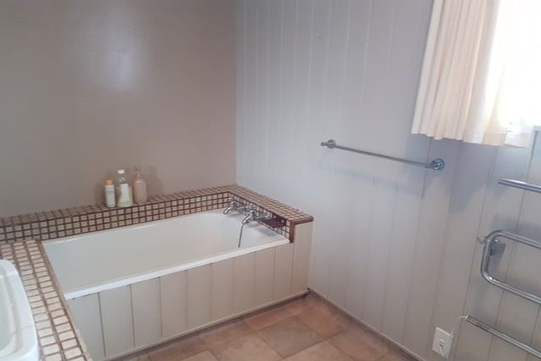 Photo of property in 296 College Street, West End, Palmerston North, 4410