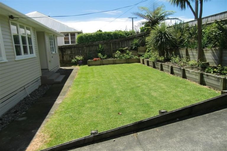 Photo of property in 20 Fitzroy Road, Fitzroy, New Plymouth, 4312
