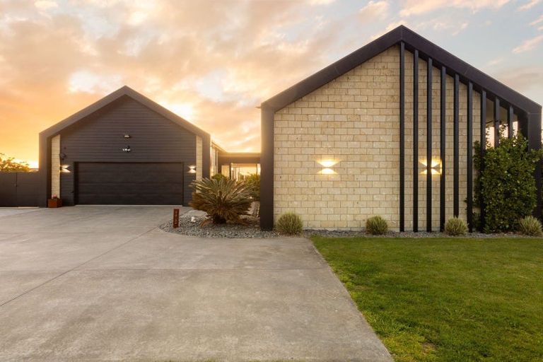 Photo of property in 8 Baxter Michael Crescent, Cambridge, 3434