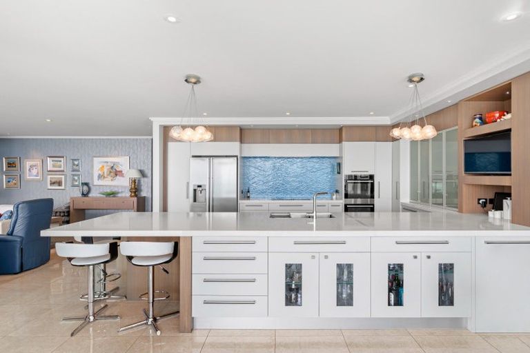 Photo of property in Quay Apartments Tower 2, 206/283 Wakefield Quay, Stepneyville, Nelson, 7010