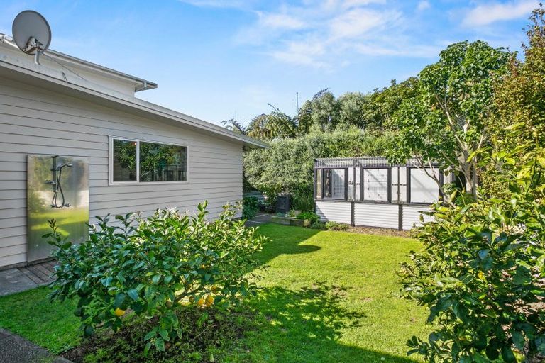 Photo of property in 17b Shearer Drive, Oakura, 4314