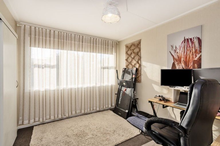 Photo of property in 5 Pine Crescent, Hargest, Invercargill, 9810