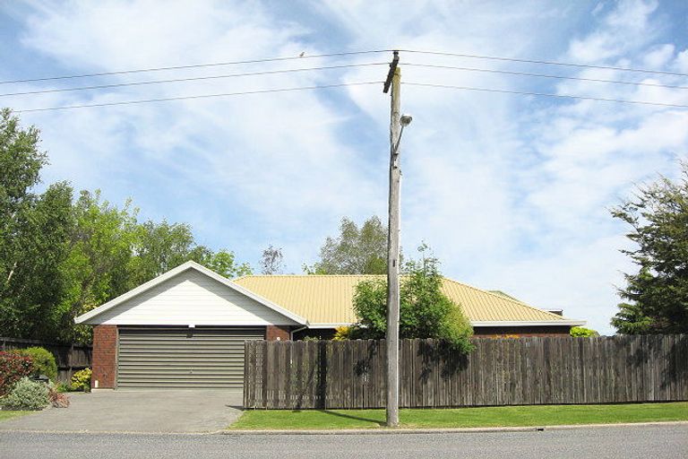 Photo of property in 55 West Belt, Rangiora, 7400