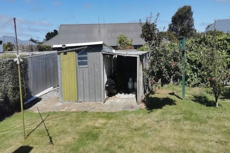 Photo of property in 44 Middlepark Road, Sockburn, Christchurch, 8042